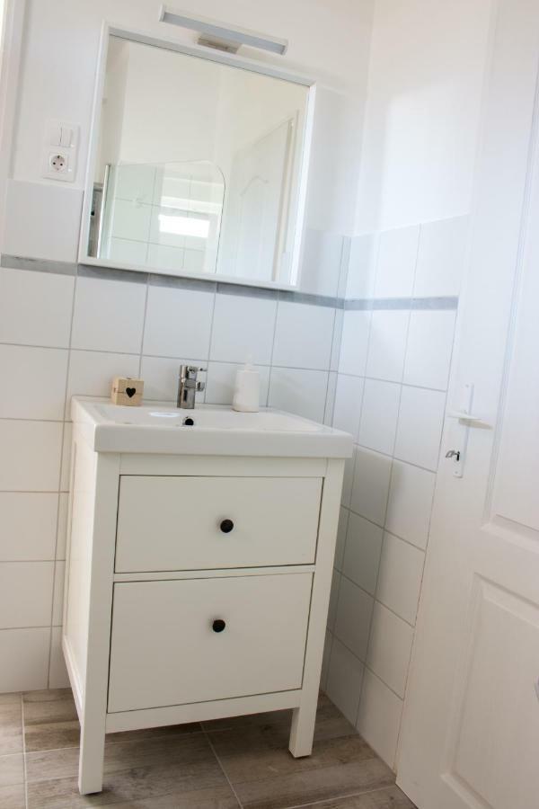 Good Life Home Apartment Сентендре Экстерьер фото